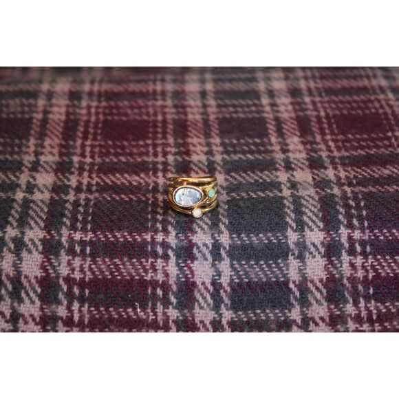 Abalone Rhinestone Abstract Ring - Picture 5 of 8